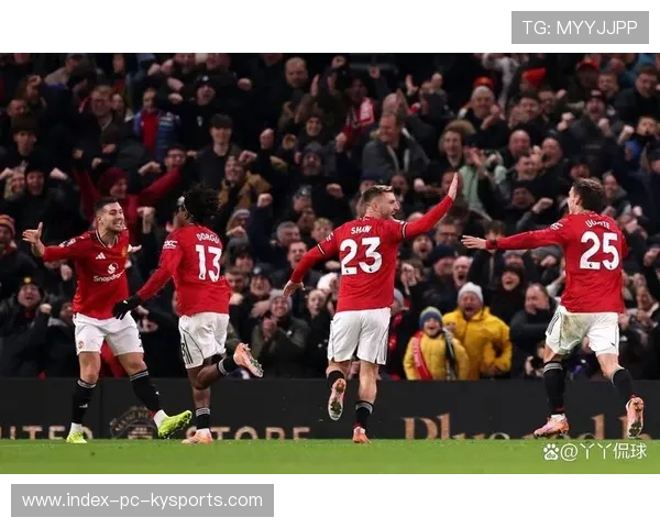 曼联主场迎战热刺，球队全员准备迎接挑战